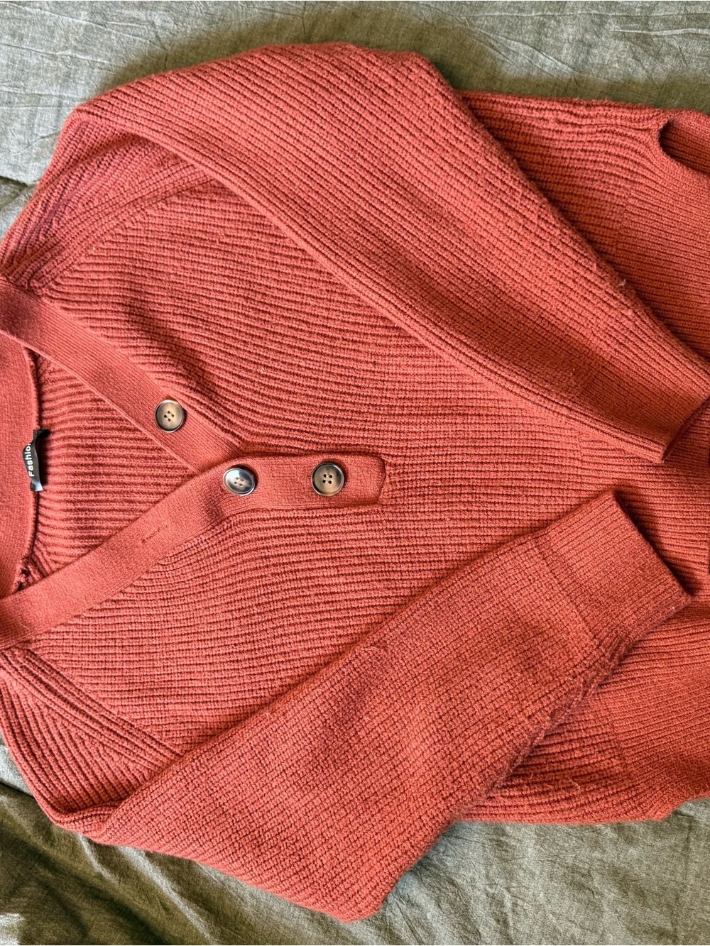 Women’s Ribbed V-Neck Button Sweater - Rust